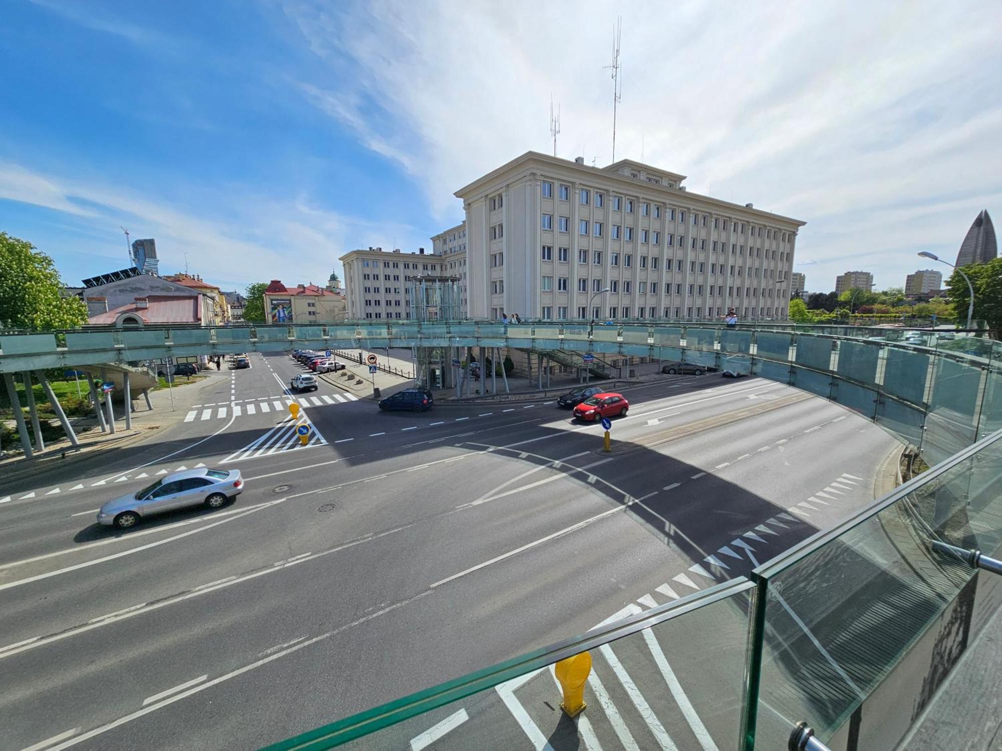 Handy Apartamenty - Mieszkania Na Doby W Centrum Rzeszowa Екстер'єр фото